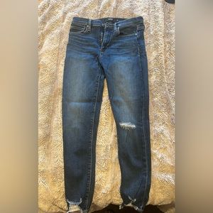 Hudson Jeans. Only worn once. Size 26.